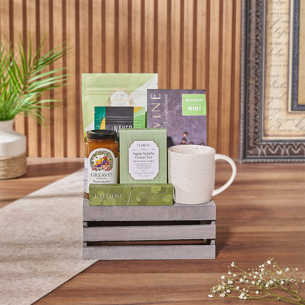 Wooden Crate with Green Tea Snacks – how the gift is presented