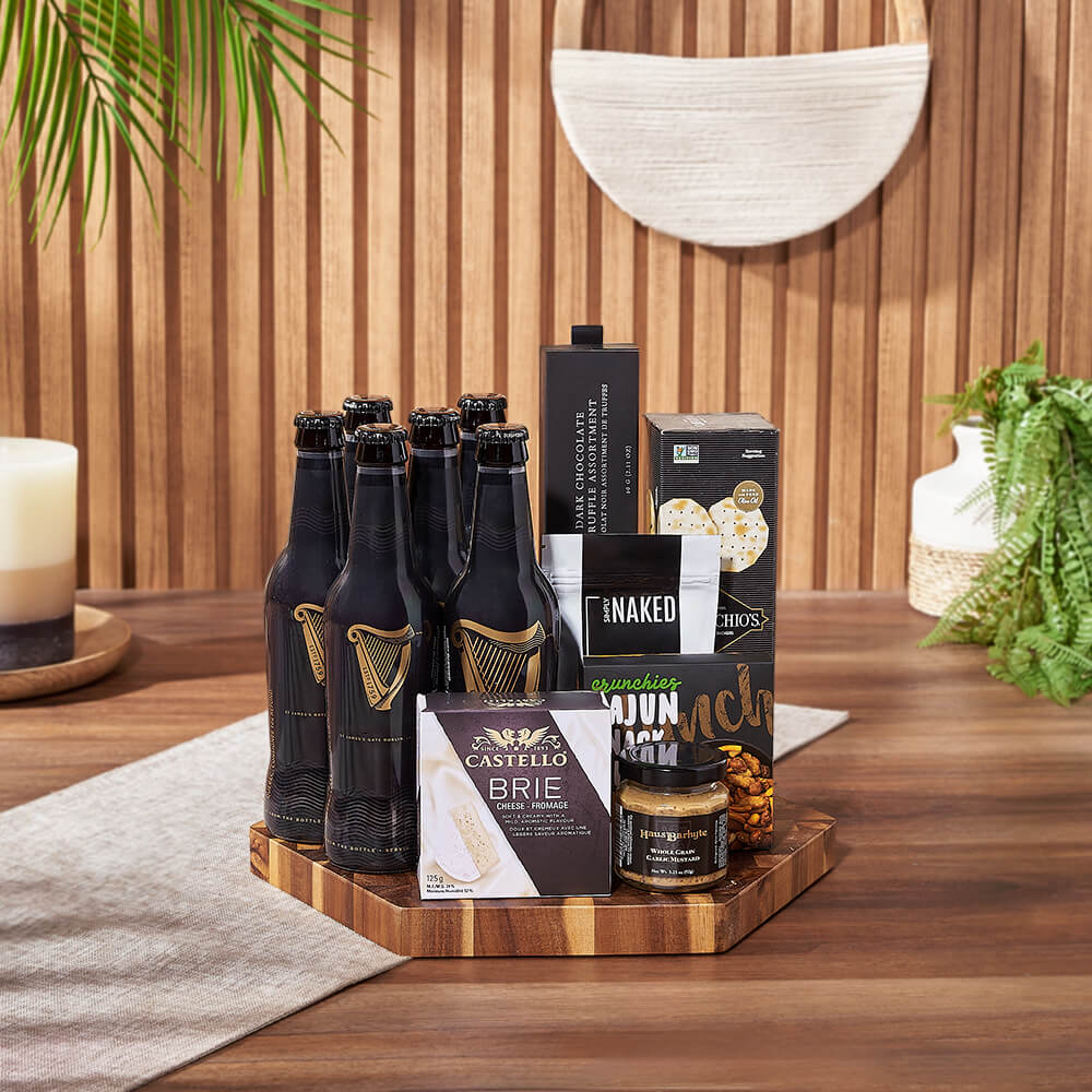 Craft Beer with Acacia Board Set – how the gift is presented