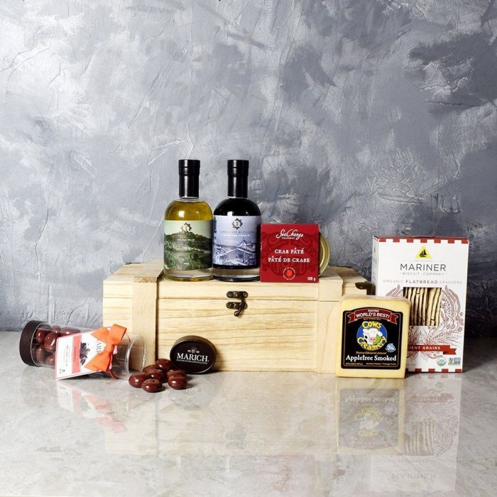 Artisan Olive Oil Snack Crate – how the gift is presented