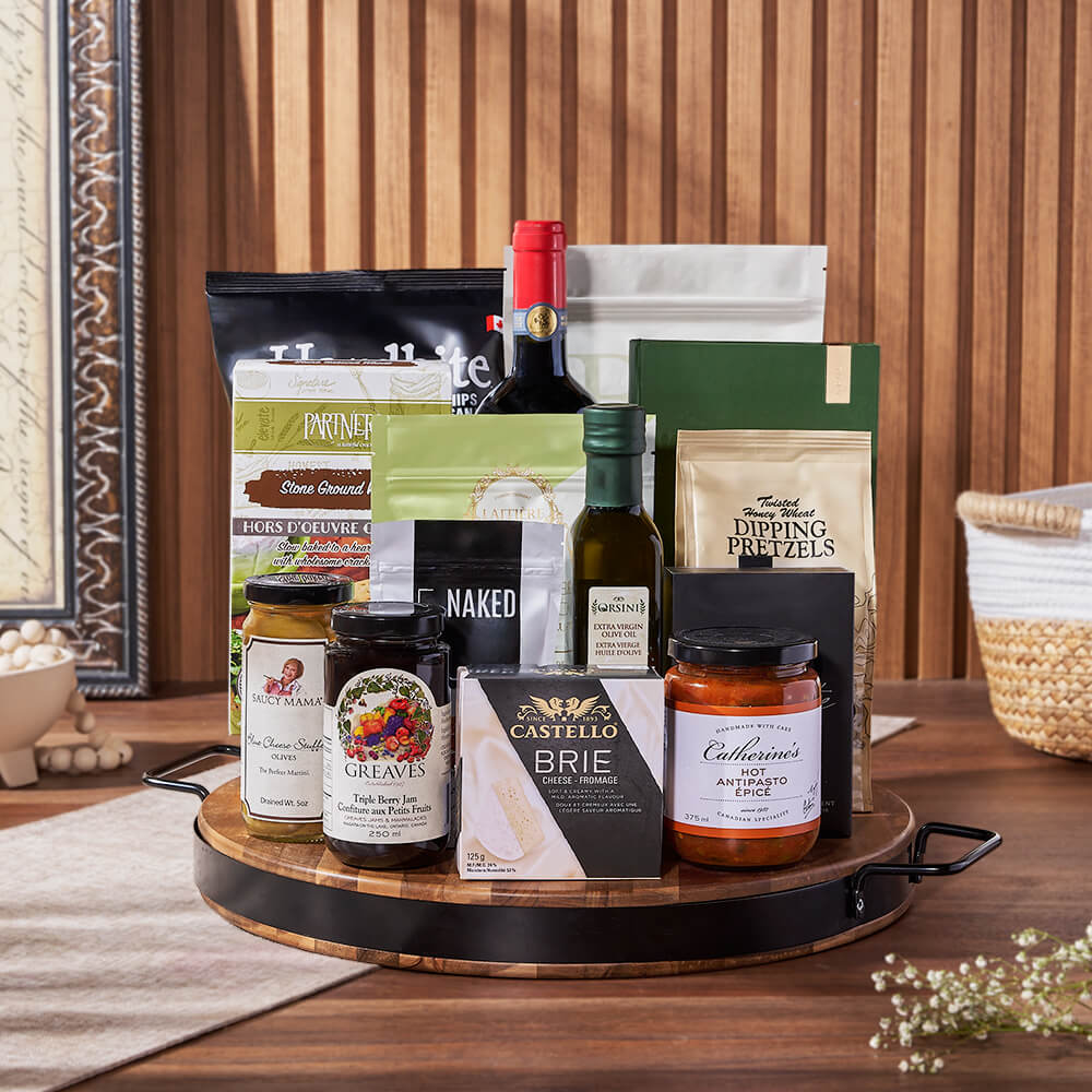 Wine with Artisanal Snack Basket – how the gift is presented