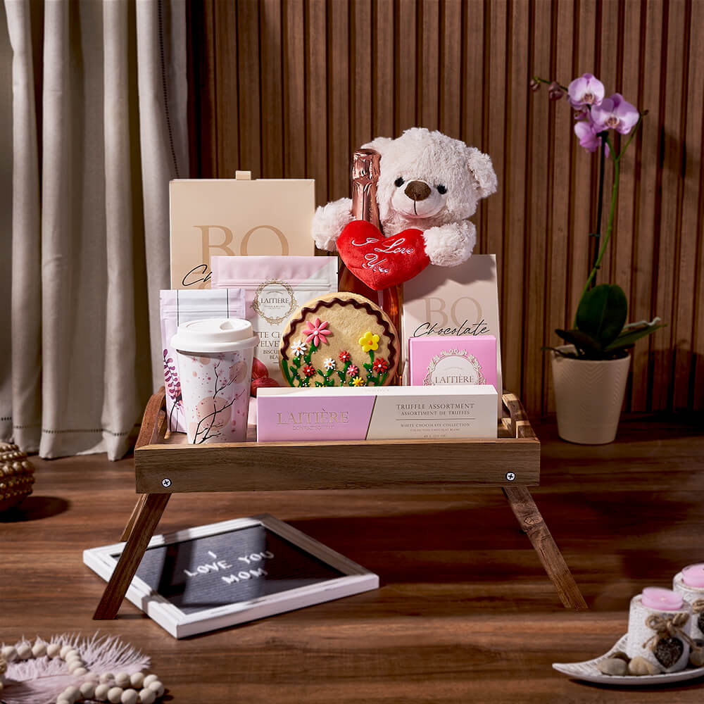Premium Sparkling Wine and Assorted Gourmet Delights Gift Basket for Mom – how the gift is presented