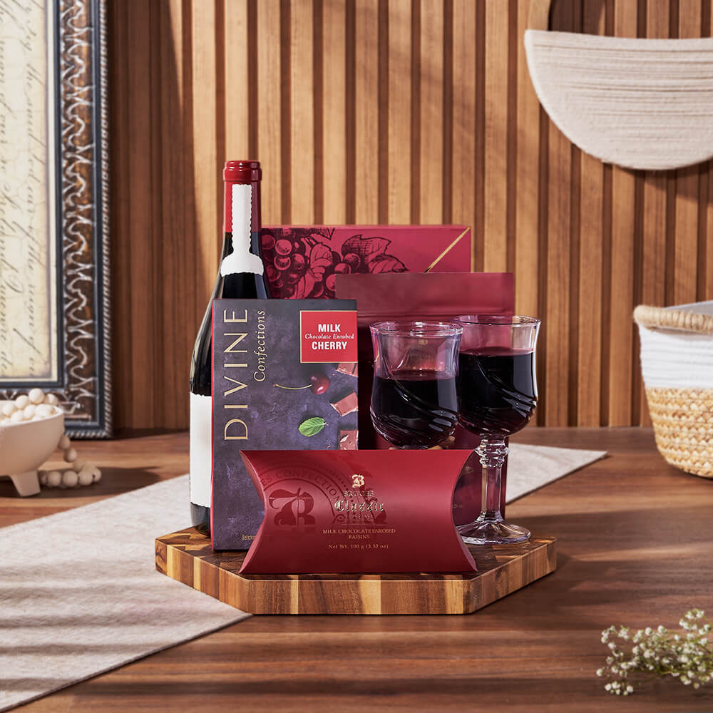 Wine Basket with Chocolate Delights – how the gift is presented