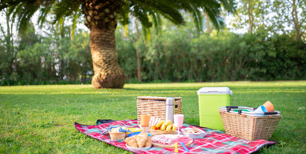 How to Create a Beautiful Mother’s Day Picnic