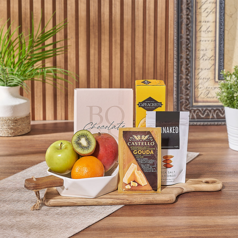 Elevate your next gathering with the gourmet delights found in the Fresh &amp; Fruity Gift Basket, or send it as a heartfelt gift to your loved ones, Philadelphia delivery 
