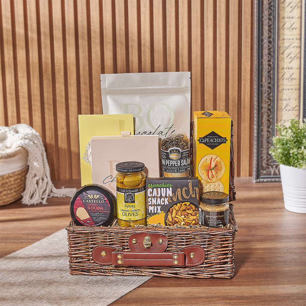 Sweet and Savory Artisan Basket – how the gift is presented