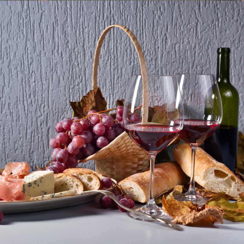 Philadelphia Baskets - Wine gifts, wines, liquor, gourmet gifts, cheese, fruits, nuts, charcuterie, Allentown Gift Baskets Delivery.