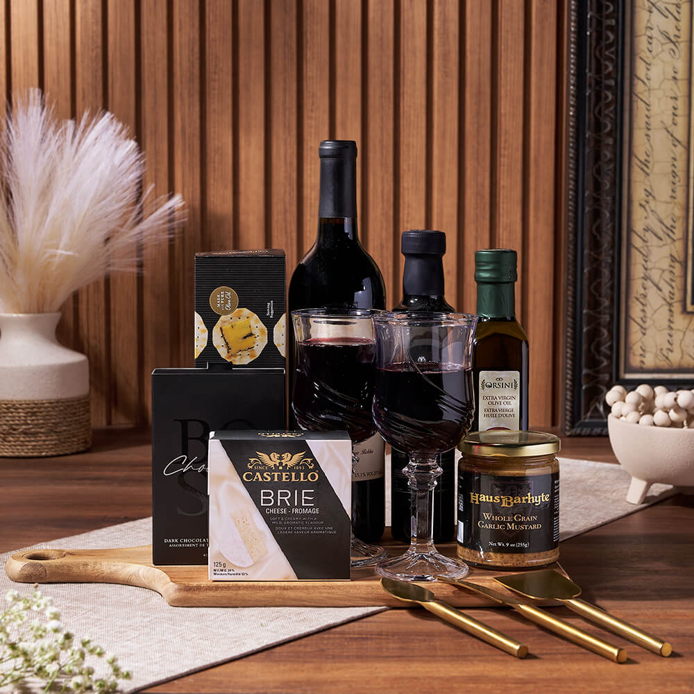 Wine Gift Basket with Cheese Knives, Philadelphia – how the gift is presented