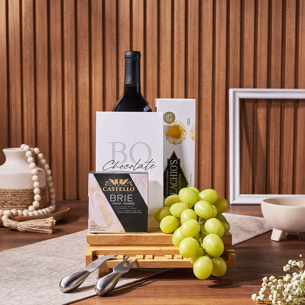 Grange Park Wine &amp; Cheese Basket from Philadelphia Baskets - Wine Gift Set - Philadelphia Delivery.