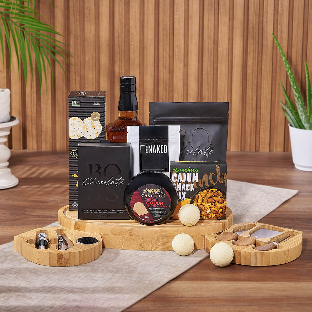 Golf Cheese Board and Whiskey Set – how the gift is presented