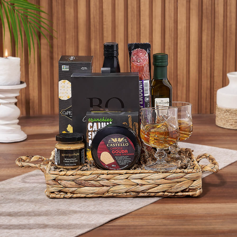 Liquor Gift Basket with Whiskey – how the gift is presented