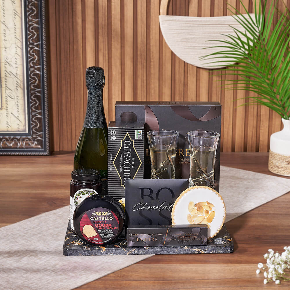 Deluxe Gift Basket Featuring Sparkling Chocolate and Artisan Snacks – how the gift is presented