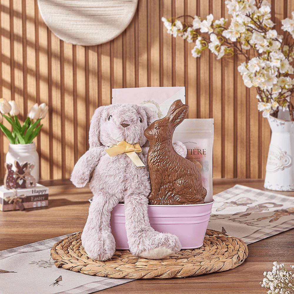 Easter Pink Bucket Bunny Basket – how the gift is presented