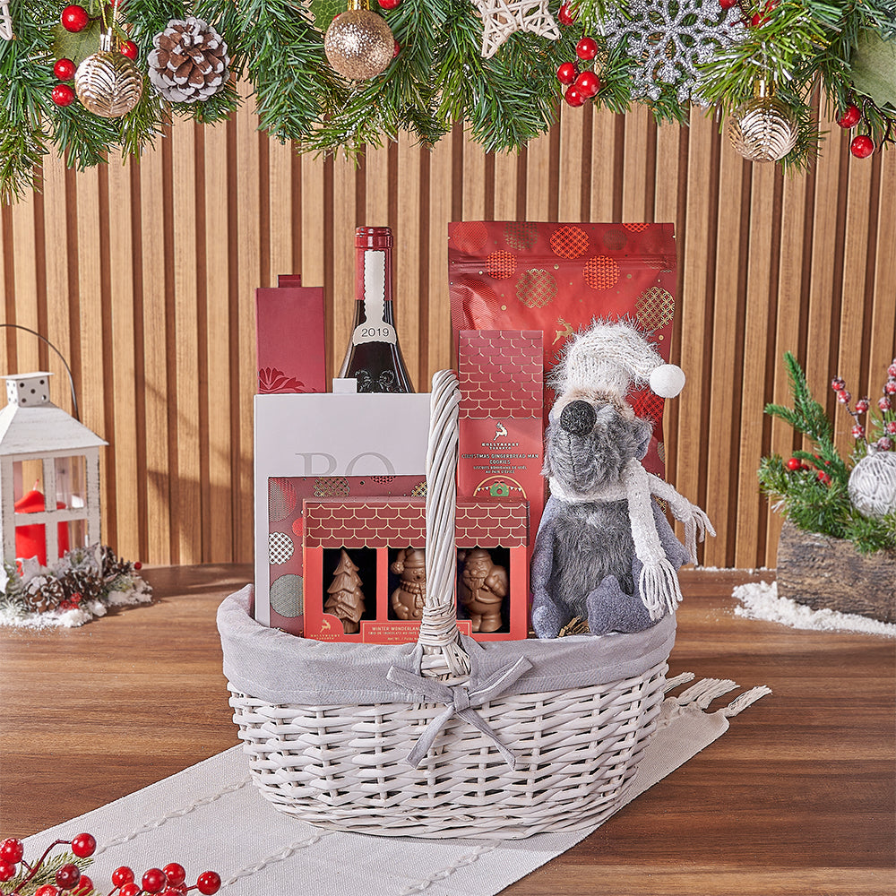 Christmas Wine Gift with Plush Mouse – how the gift is presented