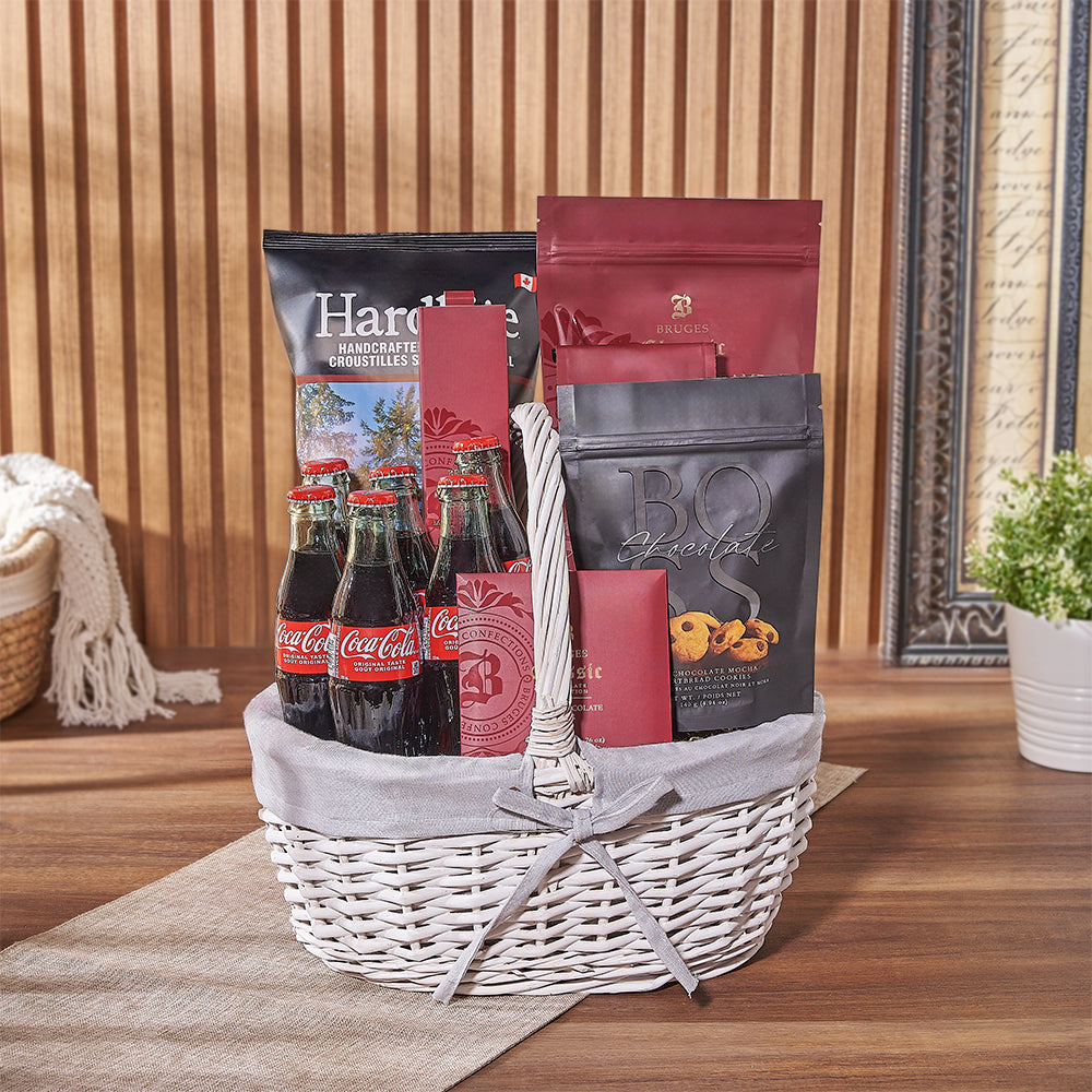 Large White Wicker Basket of Snacks – how the gift is presented